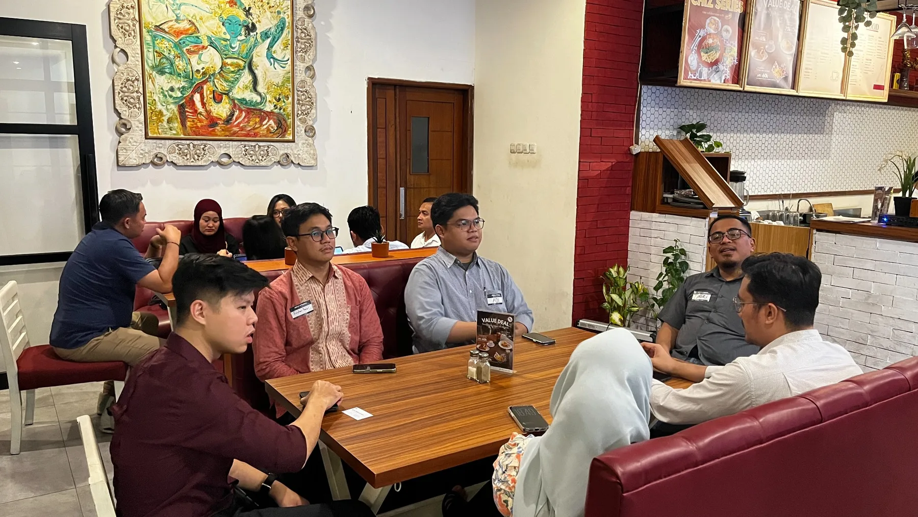 How to Triumph in Career: Generalist vs. Specialist - Unlock the Blueprint to Long-Term Success. — Dokumentasi acara 2