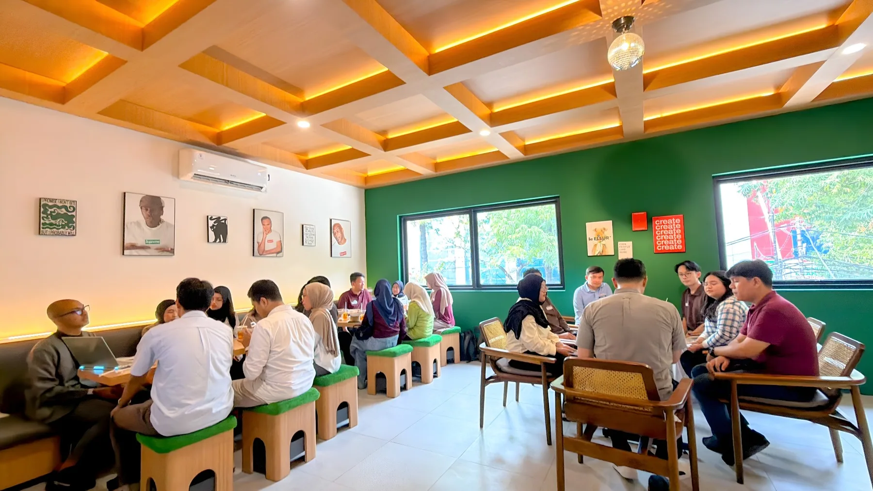 From Campus to Corporate: How to Built Impressive Impression and secure a job. — Dokumentasi acara 3
